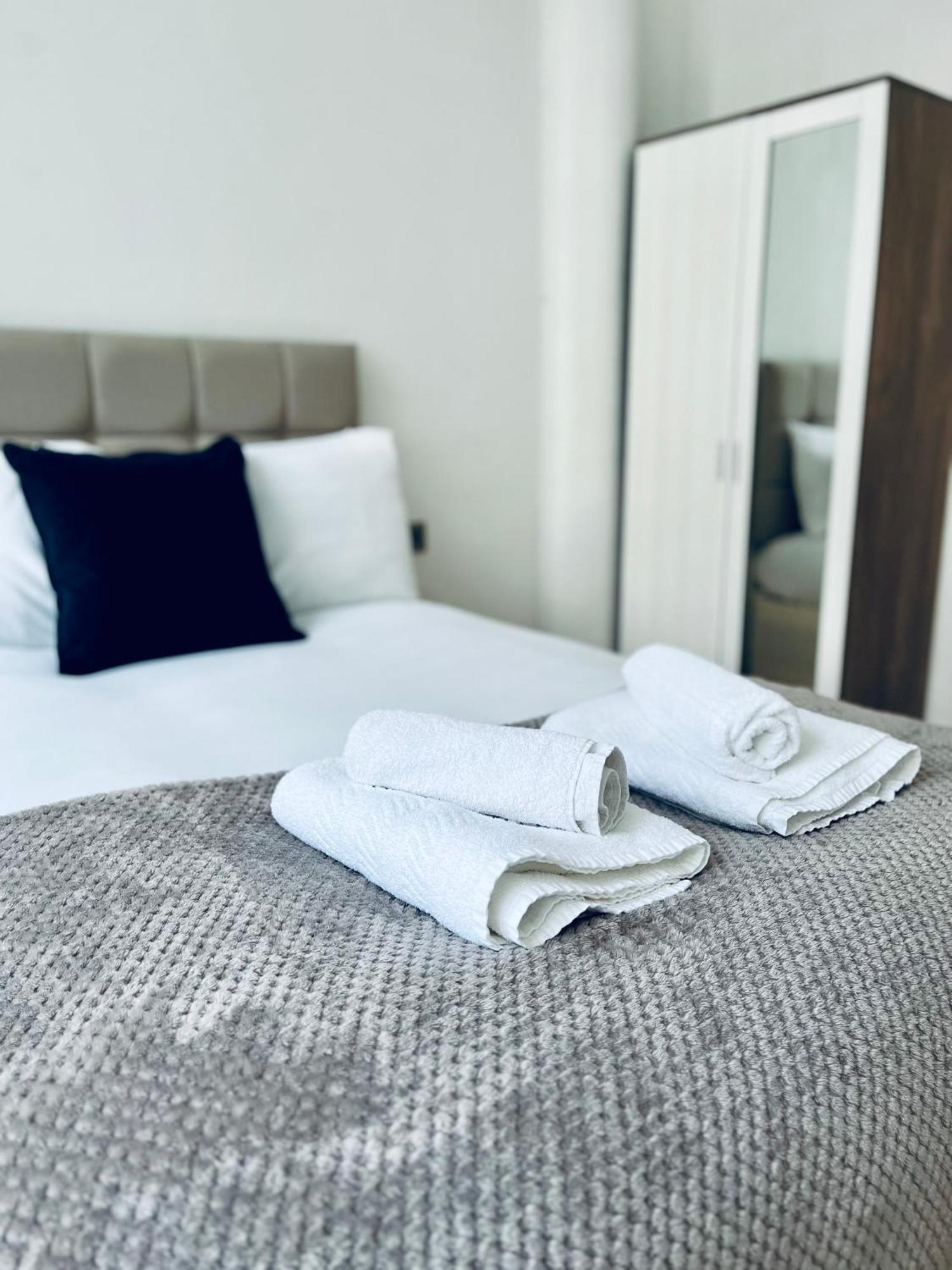 Fantastic Mill Apartment - 2023 Travellers Award Winner! Manchester Dış mekan fotoğraf